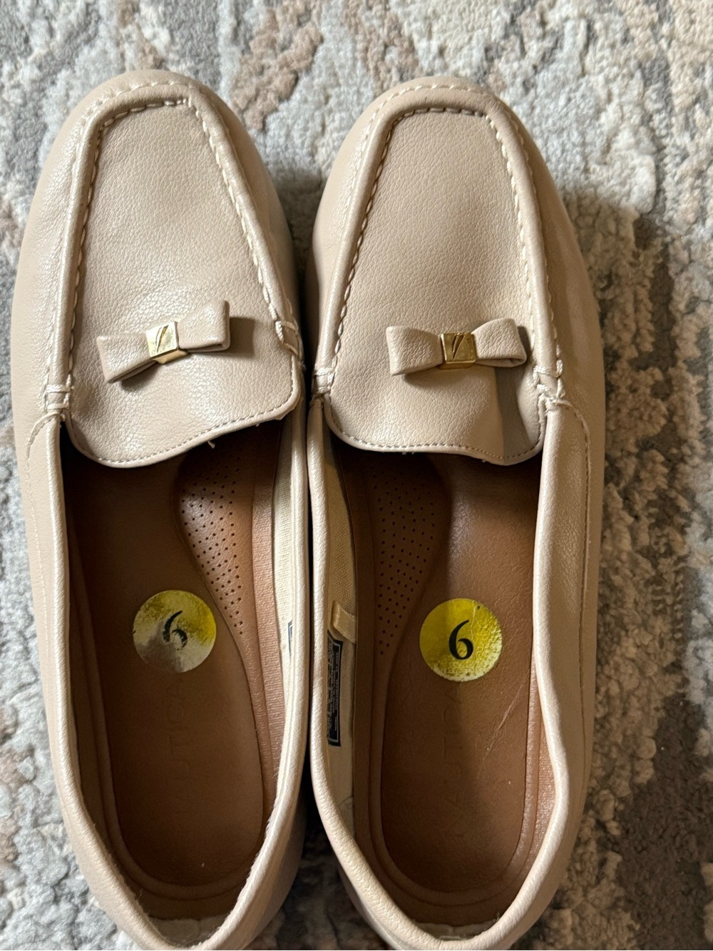 Nautica Women's Cream Leather Bow-Accent Loafers